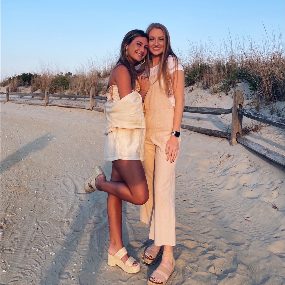 Meet your Posher, Liz